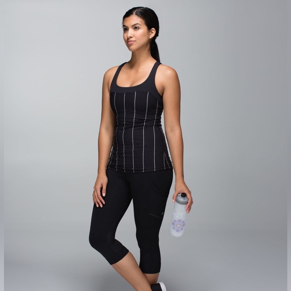 NWT Lululemon Run: First Base Tank
Cliff Hanger Stripe Black Heathered Slate - Picture 5 of 6